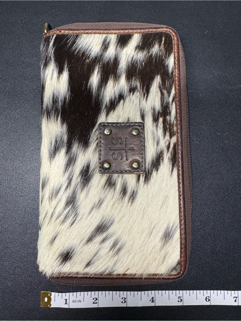 STS Ranchwear Brown & Cream Hair-On Hide Zip-Around Wallet - Picture 2 of 4